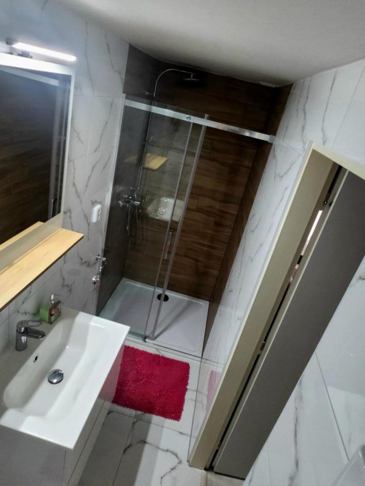 Apartmany Liska Mladé Buky Eksteriør billede
